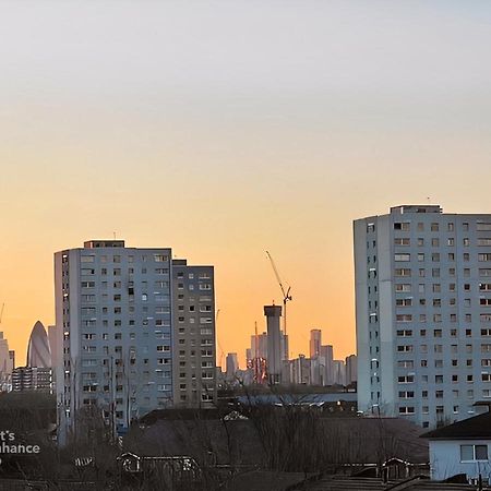 Bright Spacious En-Suite Room W/ London Views - 8Min From London Bridge! Exterior photo